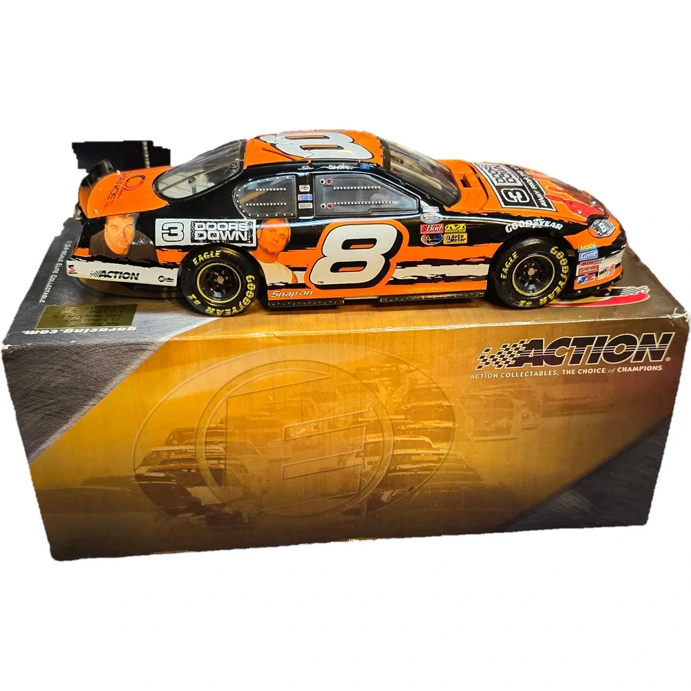 Tony Stewart #8 3 Doors Down 2003 Monte Carlo Action Elite 1:24 NASCAR Diecast